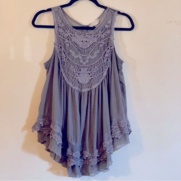 Altar’d State Top Flowy Vibe Crochet Lace Detail Lined Sz Small Gorgeous - Picture 5 of 5